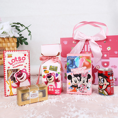 漫画 ストロベリーベア ベビー 子供の手 記念品セット あなたのロゴで個別化