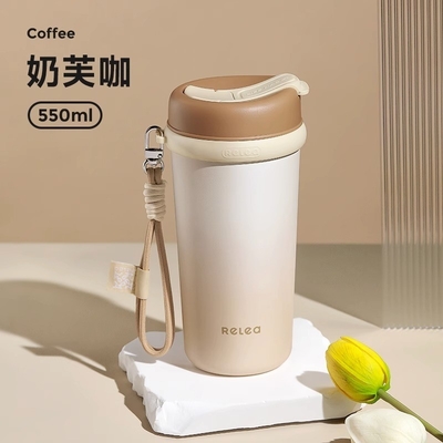 1 カラーグラフィック印刷 ストロー 絶縁カップ 高い美学的な価値 ポータブル カフェカップ