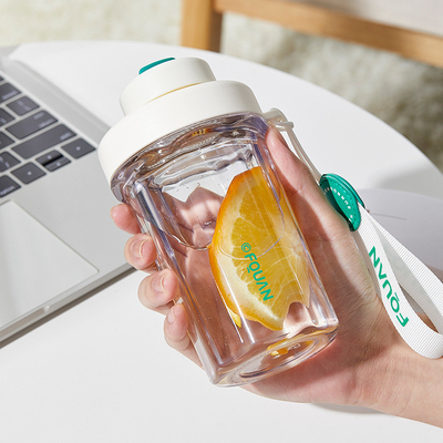 新品 ギフト ポータブル プラスチック カップ 530ml フィルターとロープ リフティング 1 カラー印刷