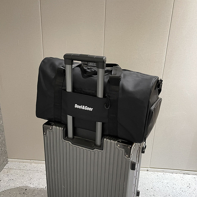 卒業生関係/クラスミーティング 湿った乾いた分離 ビジネス旅行のためのクロスボディバッグ