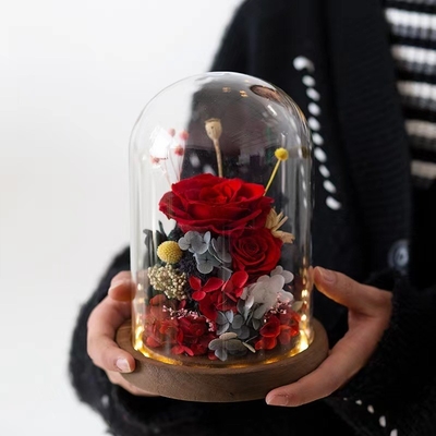 エレガントの永遠の花 完成品 ローズガラスカバー ギフトボックス 実用的な誕生日プレゼント