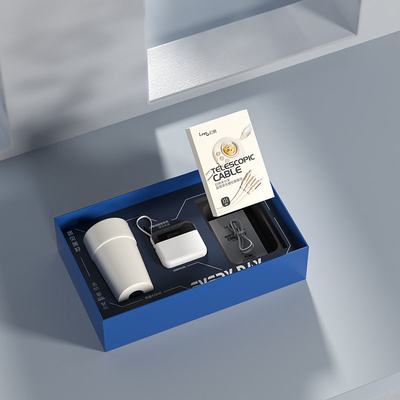 携帯コーヒーカップ ファントム 急速充電 パワーバンク 10000mAh 1から3つのデータケーブル