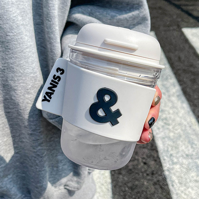高い外観と携帯的な風夏のストローコーヒーカップ