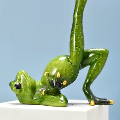 宣伝 飾り ギフト グラス ヨガ 青虫 樹脂 工芸品 テレビ キャビネット ワイン キャビネット