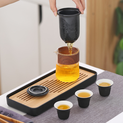 プロモーション用のヨーロッパミニマリストスタイルの茶セットのシンプルさを体験してください