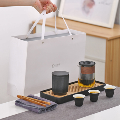 プロモーション用のヨーロッパミニマリストスタイルの茶セットのシンプルさを体験してください