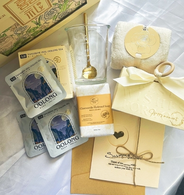 パーソナライズド 結婚式 ギフト セット タオル 石けん 水杯 ウーロン お茶 クリエイティブ キャンディボックス