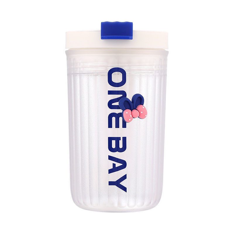 500ml ポータブルコーヒーカップ 高エステティックティーパーティション オフィス用プラスチックカップ